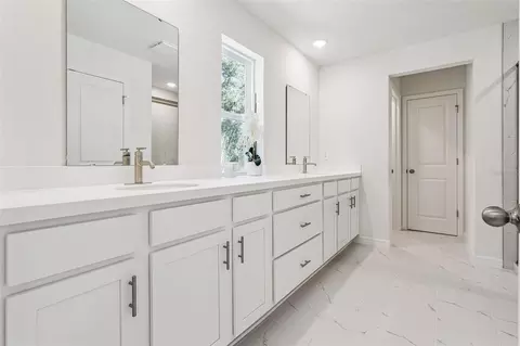 Bath - 4271 Darby Ct, Eustis, FL 32736 photo 1 of 1