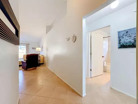 Entry Way - 13436 Silvercreek Dr, Riverview, FL 33579 photo 2 of 3