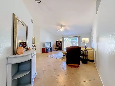 Entry Way - 13436 Silvercreek Dr, Riverview, FL 33579 photo 3 of 3