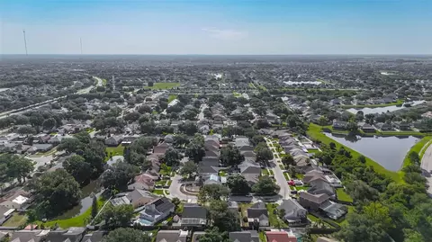 View/Area - 13436 Silvercreek Dr, Riverview, FL 33579 photo 4 of 4