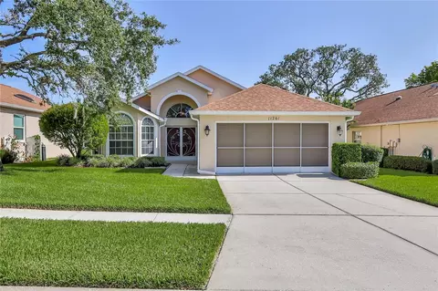 Exterior - 11261 Mcracken Dr, Spring Hill, FL 34609 photo 2 of 9