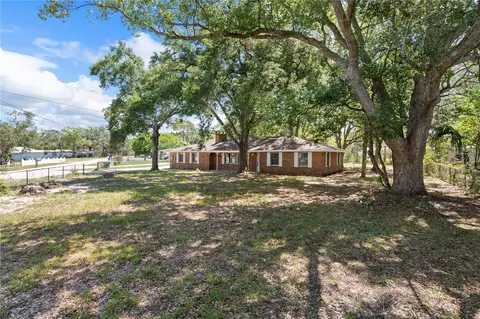 Exterior - 3316 Seaview Dr, Spring Hill, FL 34606 photo 2 of 11