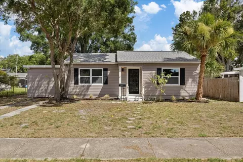 8211 Diagonal Rd N, Saint Petersburg, FL 33702