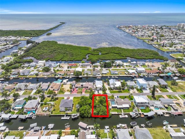 13330 Sunfish Dr, Hudson, FL 34667