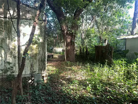 Exterior - 1128 N Jackson Ave S, Spring Hill, FL 34604 photo 5 of 9