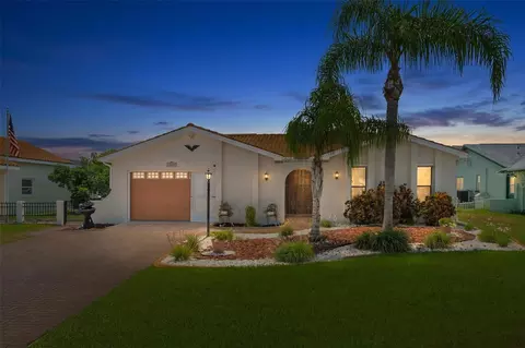 15602 Century Dr, Hudson, FL 34667