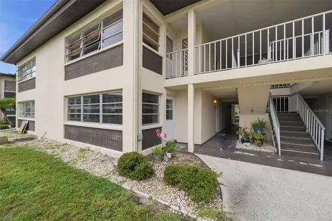 5242 Opal Ln #104, New Port Richey, FL 34652