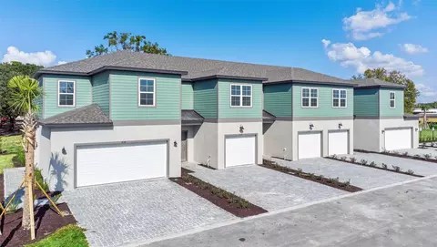 2298 Red Pine Ct, Eustis, FL 32726 photo 1