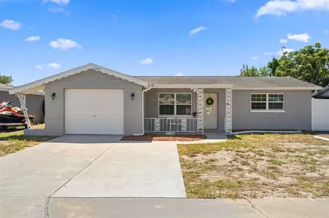 1301 Viking Dr, Holiday, FL 34691
