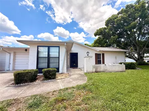 8111 Bugle Ct #2, Port Richey, FL 34668