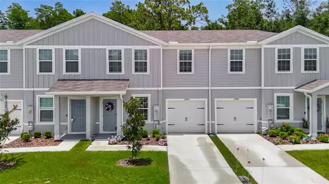 12000 Grizzly Ln, New Port Richey, FL 34654