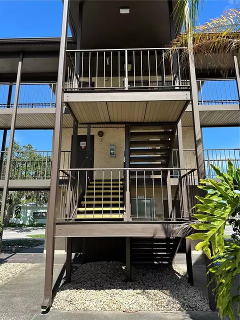 5245 Amulet Dr #308, New Port Richey, FL 34652