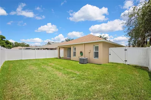 209 Winthrop Dr, Spring Hill, FL 34609 photo 5