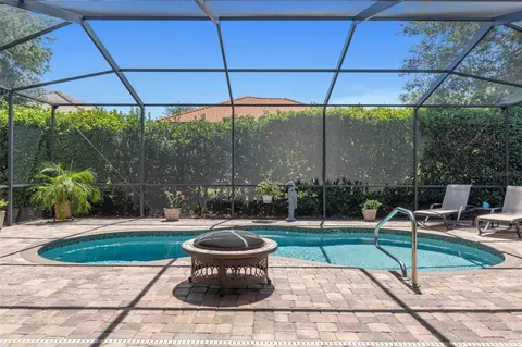Exterior - 2015 N Rhodes Pt, Hernando, FL 34442 photo 6 of 14