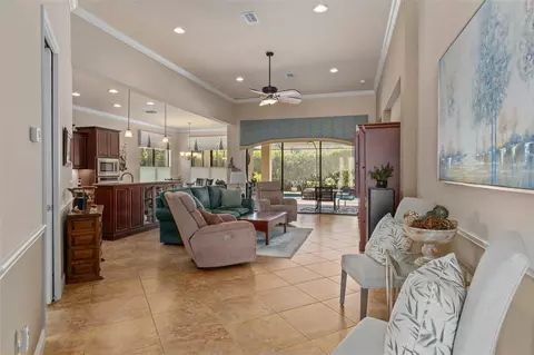 Entry Way - 2015 N Rhodes Pt, Hernando, FL 34442 photo 2 of 5