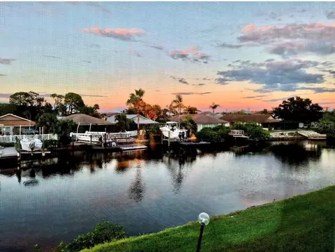 4533 Marine Pkwy #204, New Port Richey, FL 34652