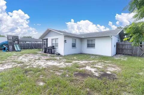 Exterior - 5283 Baldock Ave, Spring Hill, FL 34608 photo 6 of 12