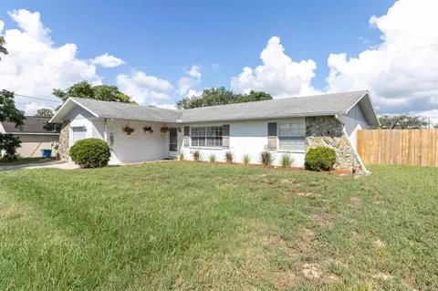Exterior - 5283 Baldock Ave, Spring Hill, FL 34608 photo 2 of 12