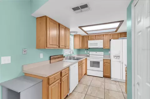 Kitchen - 5283 Baldock Ave, Spring Hill, FL 34608 photo 1 of 3
