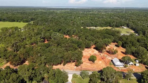 450 Old Geneva Rd, Geneva, FL 32732