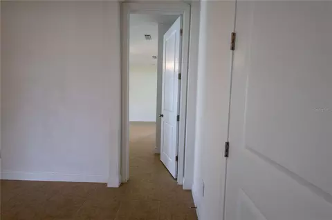 Entry Way - 1214 Florablu Dr, Seffner, FL 33584 photo 3 of 7