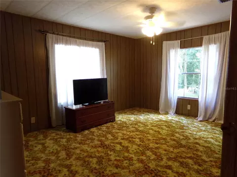 Bedroom - 12199 SW 44th Dr, Webster, FL 33597 photo 2 of 4