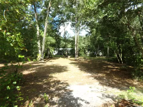 Exterior - 12199 SW 44th Dr, Webster, FL 33597 photo 10 of 16