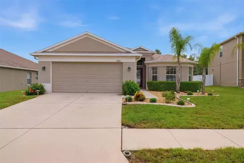 Exterior - 10114 Ives Loop, Hudson, FL 34667 photo 3 of 8