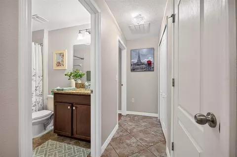 Entry Way - 10114 Ives Loop, Hudson, FL 34667 photo 4 of 4