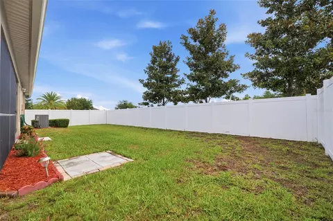 Exterior - 10114 Ives Loop, Hudson, FL 34667 photo 6 of 8