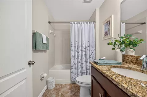 Bath - 10114 Ives Loop, Hudson, FL 34667 photo 4 of 4