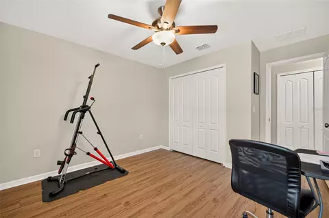 Bedroom - 10114 Ives Loop, Hudson, FL 34667 photo 6 of 6