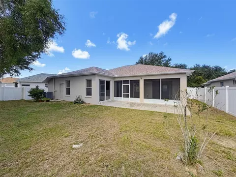 Exterior - 2021 Rutherford Dr, Dover, FL 33527 photo 10 of 13