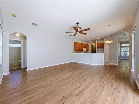 Living - 2021 Rutherford Dr, Dover, FL 33527 photo 9 of 13