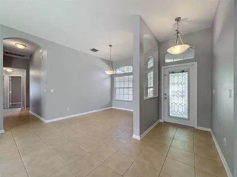 Entry Way - 2021 Rutherford Dr, Dover, FL 33527 photo 2 of 2