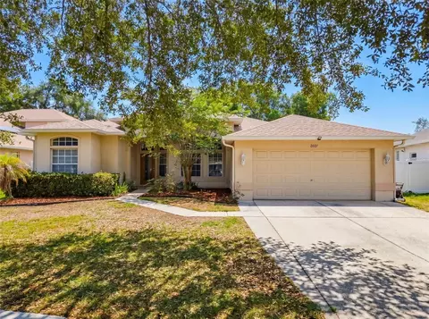 Exterior - 2021 Rutherford Dr, Dover, FL 33527 photo 2 of 13