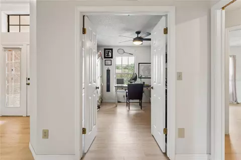 Entry Way - 8050 Eacon Ct, Hudson, FL 34667 photo 1 of 2