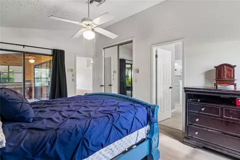 Bedroom - 8050 Eacon Ct, Hudson, FL 34667 photo 1 of 4