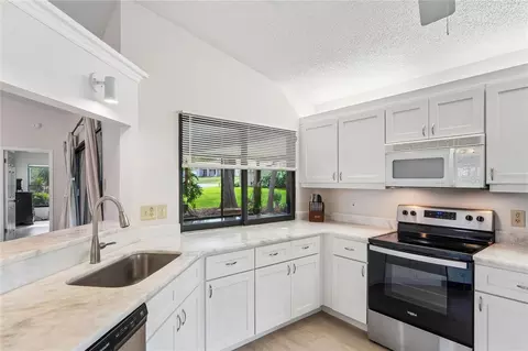 Kitchen - 8050 Eacon Ct, Hudson, FL 34667 photo 2 of 4