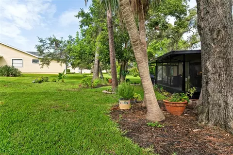Exterior - 8050 Eacon Ct, Hudson, FL 34667 photo 9 of 13
