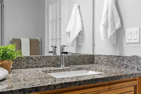 Bath - 7466 Apache Trl, Spring Hill, FL 34606 photo 3 of 7