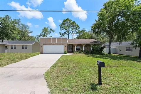 Exterior - 7466 Apache Trl, Spring Hill, FL 34606 photo 3 of 9