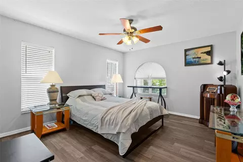 Bedroom - 7466 Apache Trl, Spring Hill, FL 34606 photo 4 of 6