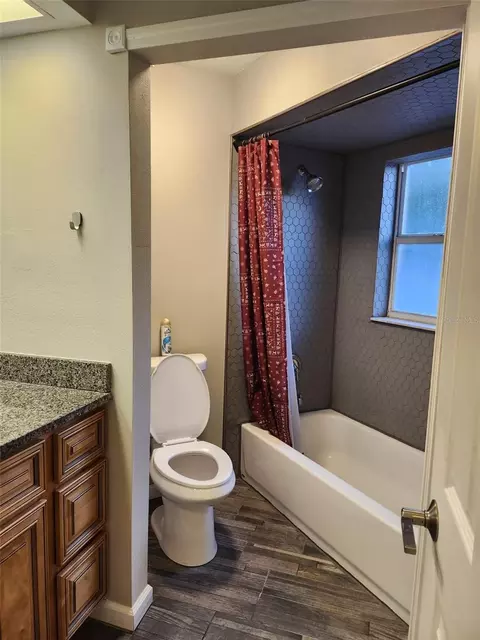 Bath - 7466 Apache Trl, Spring Hill, FL 34606 photo 6 of 8