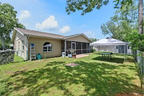Exterior - 7466 Apache Trl, Spring Hill, FL 34606 photo 6 of 9