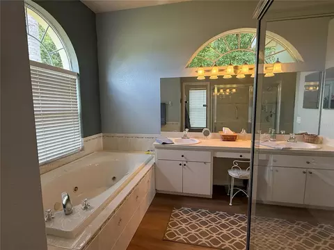 Bath - 7552 River Country Dr, Weeki Wachee, FL 34607 photo 2 of 4