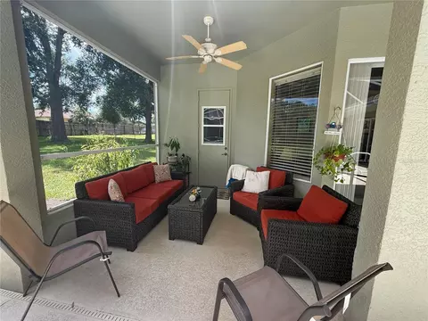 Exterior - 7552 River Country Dr, Weeki Wachee, FL 34607 photo 4 of 7