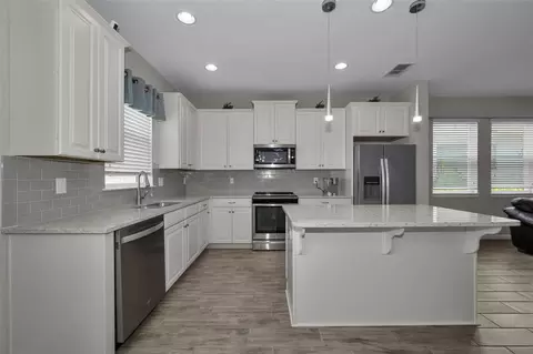 Kitchen - 11823 Brookside Dr, Bradenton, FL 34211 photo 3 of 3