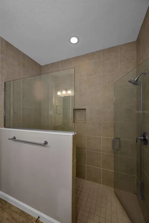 Bath - 11823 Brookside Dr, Bradenton, FL 34211 photo 2 of 4