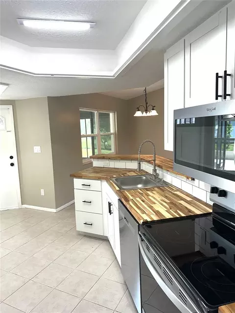 Kitchen - 2378 Canfield Dr, Spring Hill, FL 34609 photo 5 of 10